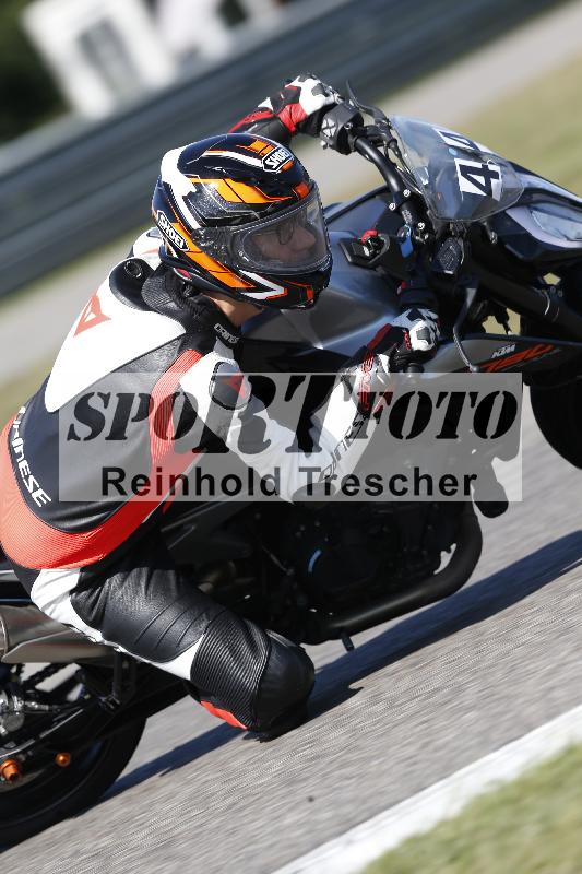 /Archiv-2025/49 26.08.2025 Cornu Master School ADR/blau-bleu/44